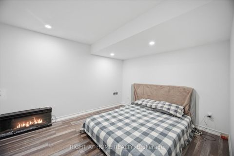 Photo 45 at 87 Via Toscana Drive, Vellore Village, Vaughan