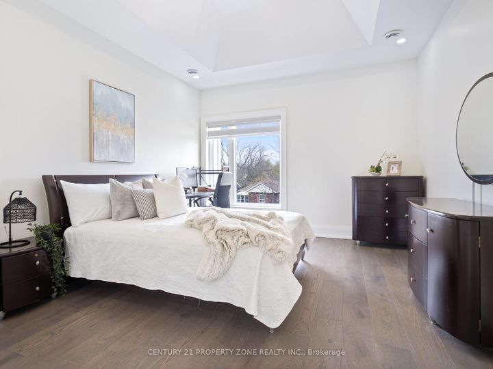 Photo 17 at 135 Mill Street S, Downtown Brampton, Brampton