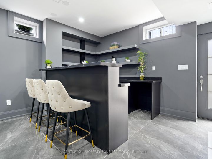 Photo 27 at 135 Mill Street S, Downtown Brampton, Brampton