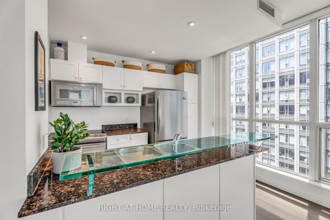 Photo 7 at 3202 - 8 York Street, Waterfront Communities C1, Toronto