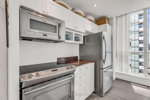 Photo 8 at 3202 - 8 York Street, Waterfront Communities C1, Toronto