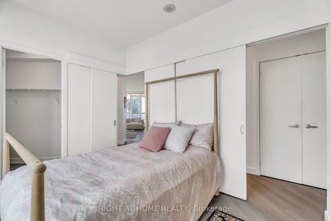 Photo 16 at 3202 - 8 York Street, Waterfront Communities C1, Toronto