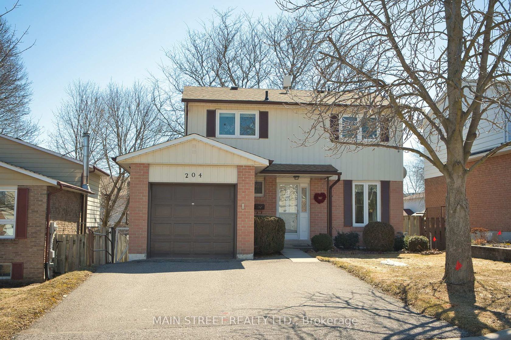 204 Robinson Drive, Central Newmarket, Newmarket photo 6