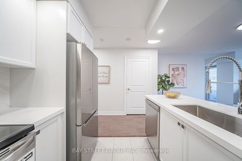 Photo 14 at 1723 - 500 Doris Avenue, Willowdale East, Toronto