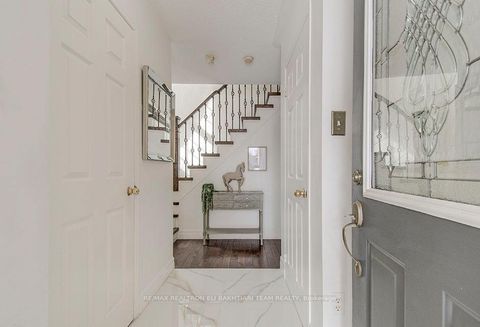 Photo 7 at 133 Long Point Drive, Oak Ridges Lake Wilcox, Richmond Hill