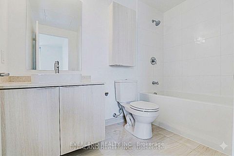 Photo 10 at 703 - 11 Wellesley Street W, Bay Street Corridor, Toronto