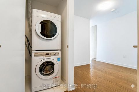 Photo 12 at 703 - 11 Wellesley Street W, Bay Street Corridor, Toronto