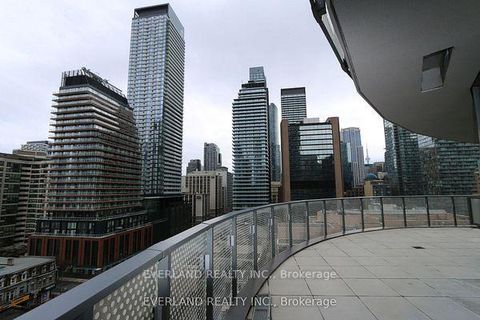 Photo 15 at 703 - 11 Wellesley Street W, Bay Street Corridor, Toronto