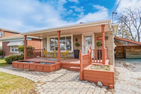 Photo 2 at 1083 Pharmacy Avenue, Maryvale, Toronto