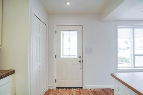 Photo 9 at 1083 Pharmacy Avenue, Maryvale, Toronto