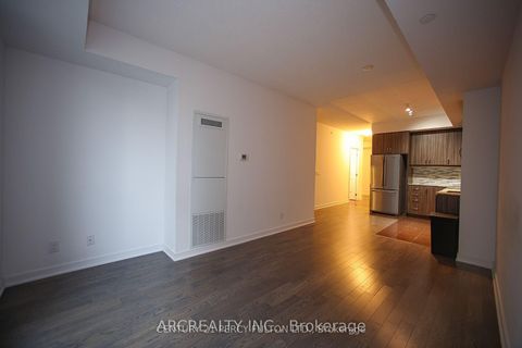 Photo 18 at 512 - 9205 yonge st Avenue, Langstaff, Richmond Hill