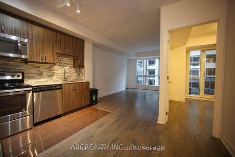 Photo 22 at 512 - 9205 yonge st Avenue, Langstaff, Richmond Hill
