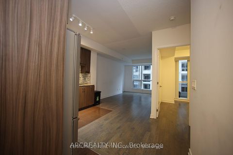 Photo 25 at 512 - 9205 yonge st Avenue, Langstaff, Richmond Hill