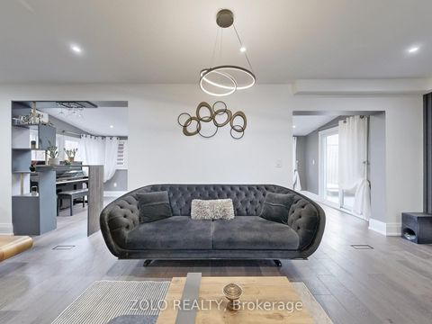 Photo 7 at 226 Thoms Crescent, Central Newmarket, Newmarket