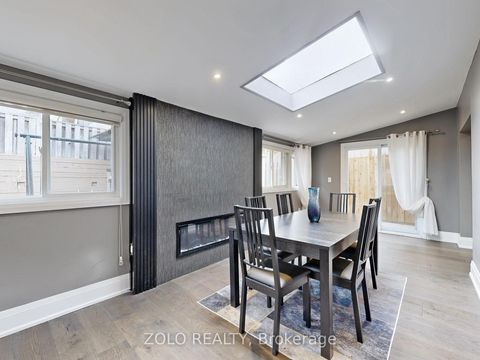 Photo 10 at 226 Thoms Crescent, Central Newmarket, Newmarket