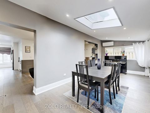 Photo 13 at 226 Thoms Crescent, Central Newmarket, Newmarket