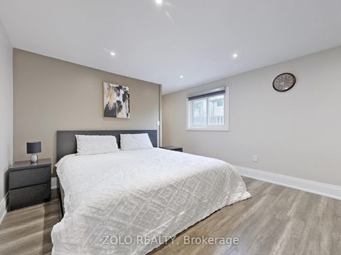 Photo 21 at 226 Thoms Crescent, Central Newmarket, Newmarket