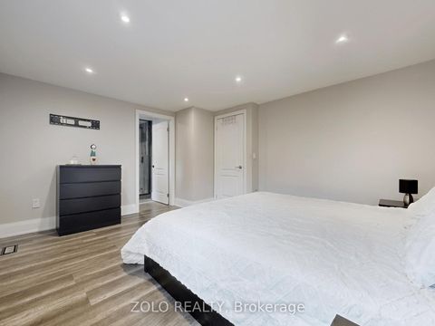 Photo 23 at 226 Thoms Crescent, Central Newmarket, Newmarket