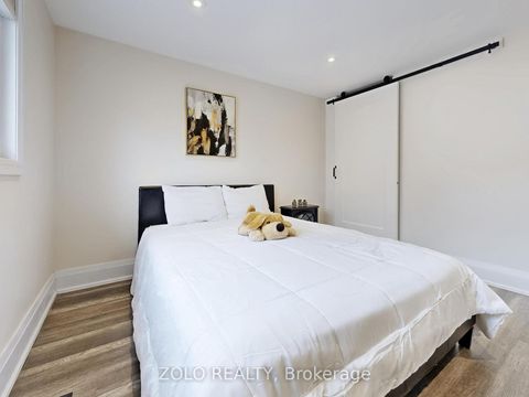 Photo 27 at 226 Thoms Crescent, Central Newmarket, Newmarket