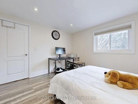 Photo 28 at 226 Thoms Crescent, Central Newmarket, Newmarket