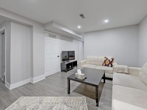 Photo 36 at 226 Thoms Crescent, Central Newmarket, Newmarket