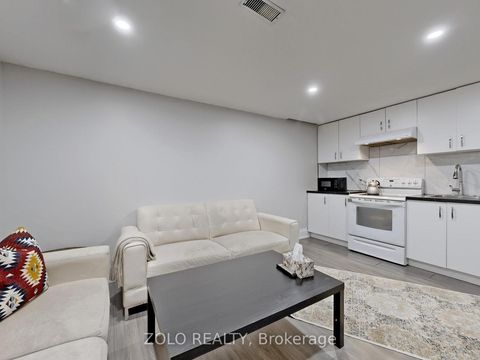 Photo 38 at 226 Thoms Crescent, Central Newmarket, Newmarket