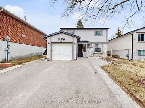 Photo 48 at 226 Thoms Crescent, Central Newmarket, Newmarket
