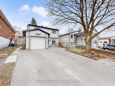 Photo 49 at 226 Thoms Crescent, Central Newmarket, Newmarket