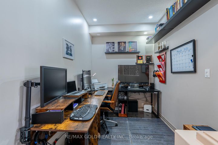 Photo 4 at 83 Cookview Drive, Wellington, Brampton