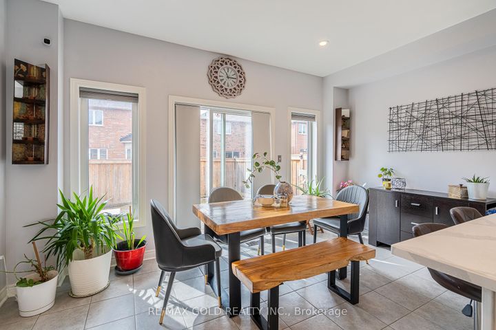 Photo 13 at 83 Cookview Drive, Wellington, Brampton