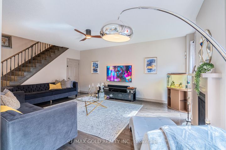 Photo 16 at 83 Cookview Drive, Wellington, Brampton