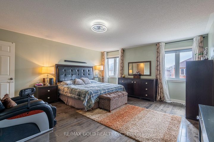 Photo 22 at 83 Cookview Drive, Wellington, Brampton