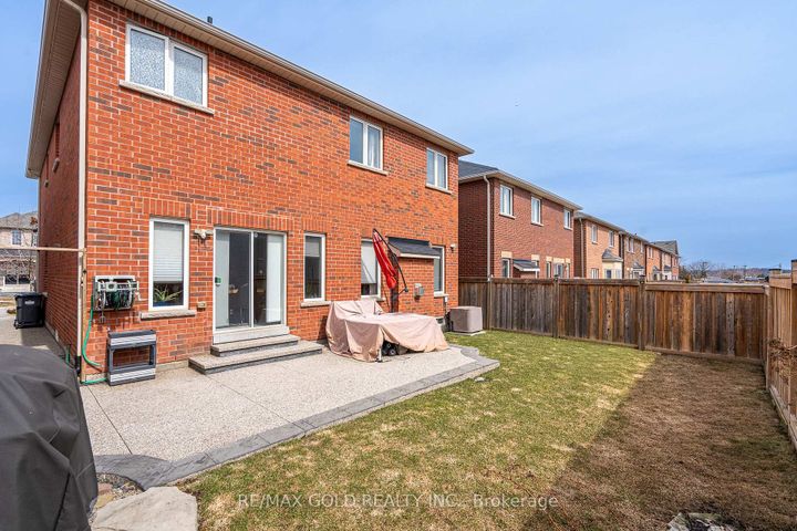 Photo 41 at 83 Cookview Drive, Wellington, Brampton