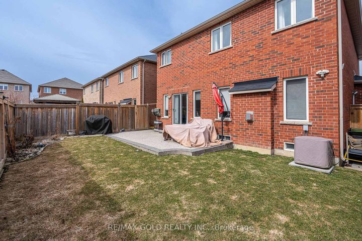Photo 42 at 83 Cookview Drive, Wellington, Brampton