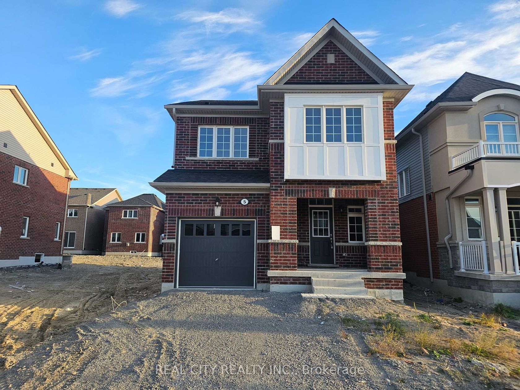 5 Heather Fullerton Road, Sutton & Jackson