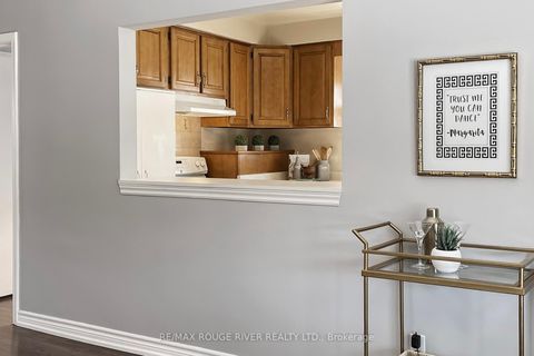 Photo 4 at 116 Lord Roberts Drive, Eglinton East, Toronto