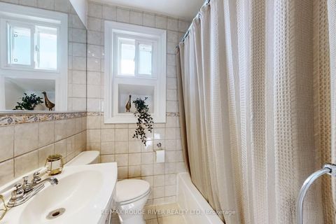 Photo 11 at 116 Lord Roberts Drive, Eglinton East, Toronto