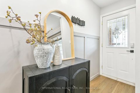 Photo 8 at 50 Denison Avenue, Bellwoods, Toronto