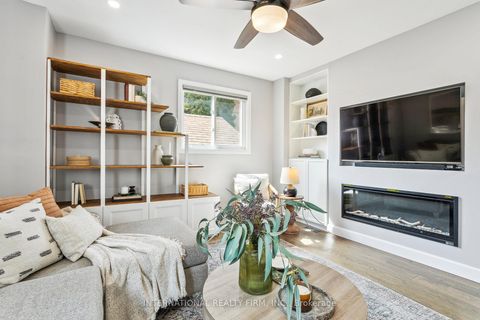 Photo 12 at 50 Denison Avenue, Bellwoods, Toronto