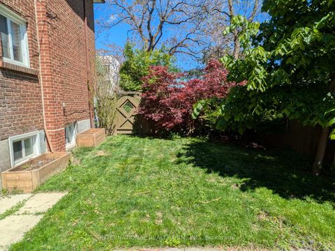 Photo 31 at 50 Denison Avenue, Bellwoods, Toronto