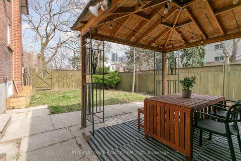 Photo 32 at 50 Denison Avenue, Bellwoods, Toronto