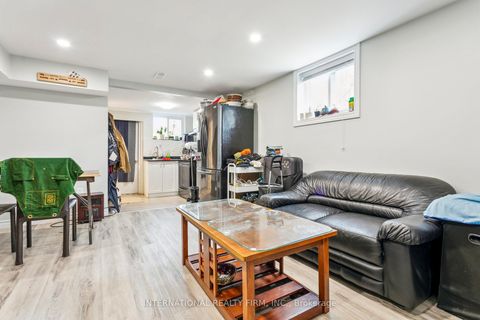 Photo 41 at 50 Denison Avenue, Bellwoods, Toronto