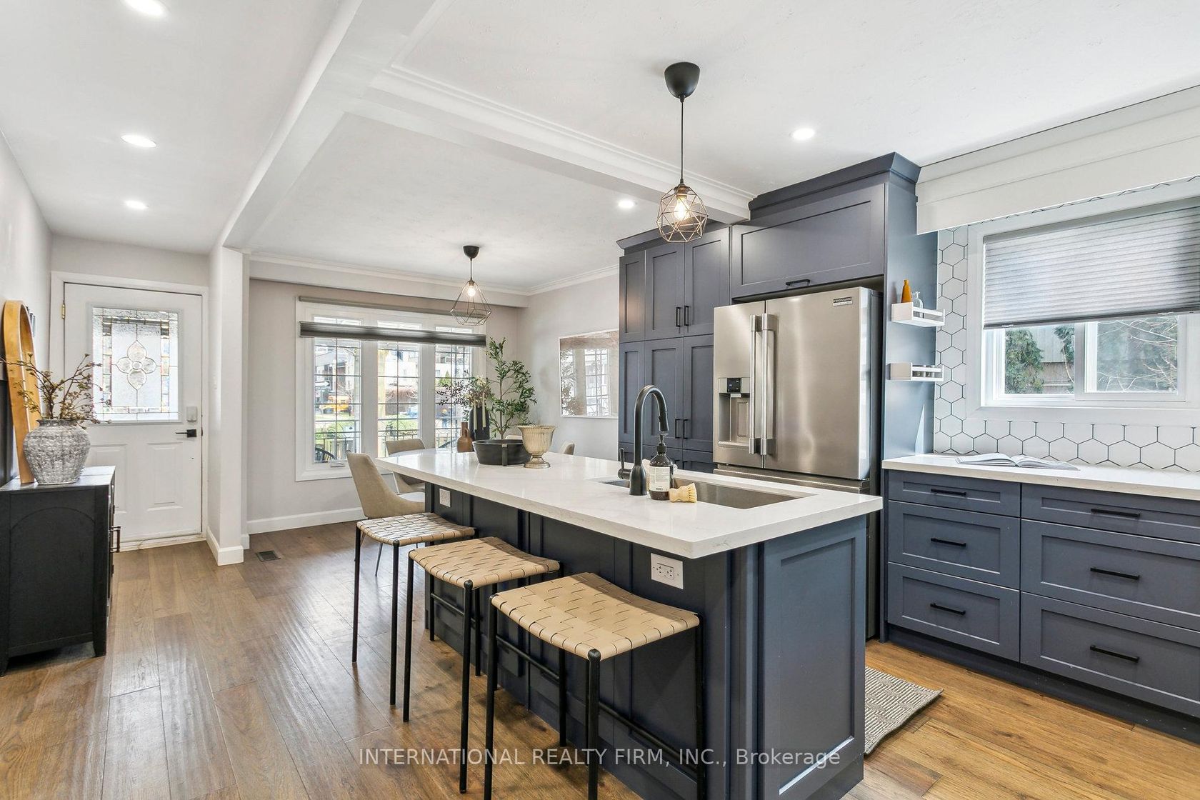 50 Denison Avenue, Bellwoods, Toronto by Loree Meneguzzi Real Estate 50 Denison Avenue, Bellwoods, Toronto