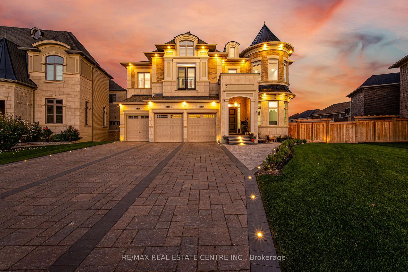 67 Rolling Green Court, Kleinburg, Vaughan photo number 2