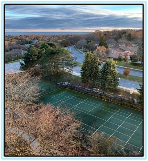 Photo 11 at 926 - 10 Guildwood Parkway, Guildwood, Toronto