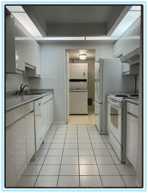 Photo 21 at 926 - 10 Guildwood Parkway, Guildwood, Toronto