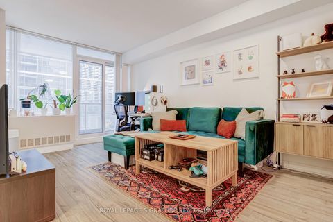 Photo 2 at 1011 - 4978 Yonge Street, Westgate, Toronto