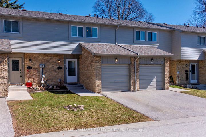 Photo 1 at 20 - 6779 Glen Erin Drive, Meadowvale, Mississauga