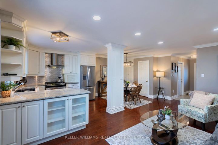 Photo 8 at 20 - 6779 Glen Erin Drive, Meadowvale, Mississauga