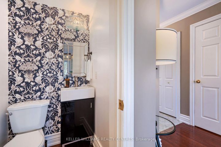 Photo 12 at 20 - 6779 Glen Erin Drive, Meadowvale, Mississauga